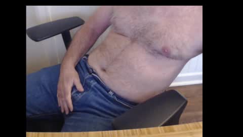 robidan6923 online show from 02/14/25, 01:51