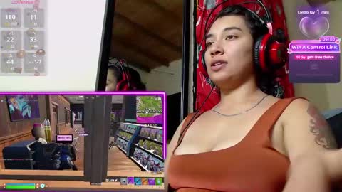Snapshot of robin_h00t chatting on 03/07/25, 03:08 Ivanna and Robin online show from 03/07/25, 03:08
