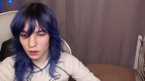 Snapshot of robin_yours chatting on 01/18/26, 03:05 Robin your online show from 01/18/26, 03:05