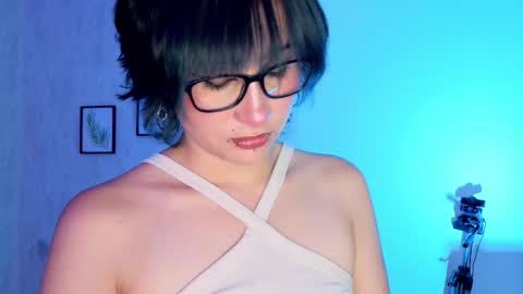 robin D online show from 11/20/25, 01:00