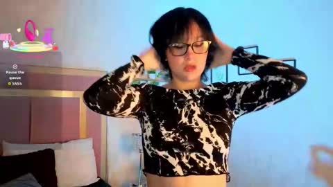 robin D online show from 11/27/25, 12:07