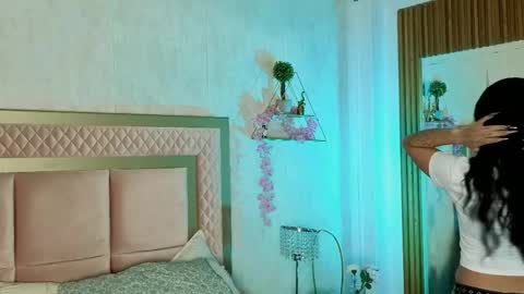 robin D online show from 02/05/26, 12:21