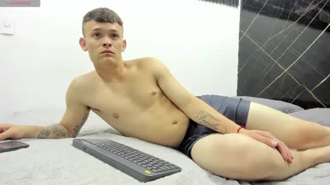 Snapshot of robinlion91 chatting on 07/19/26, 03:43 robinlion91 online show from 07/19/26, 03:43