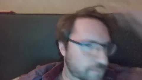 Snapshot of robinouhot chatting on 02/18/25, 10:25 robinouhot online show from 02/18/25, 10:25