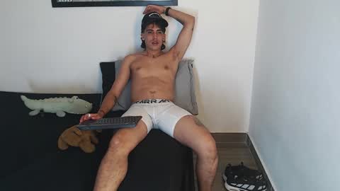 Snapshot of robisson_zack chatting on 03/25/26, 04:29 Robisson Zack online show from 03/25/26, 04:29