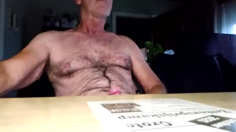 Snapshot of robke1966 chatting on 10/11/25, 06:34 robke1966 online show from 10/11/25, 06:34