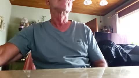 Snapshot of robke1966 chatting on 10/15/25, 07:19 robke1966 online show from 10/15/25, 07:19