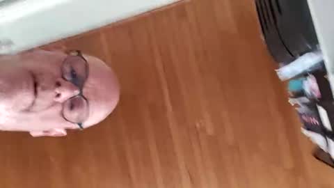 Snapshot of robke1966 chatting on 02/15/26, 07:51 robke1966 online show from 02/15/26, 07:51