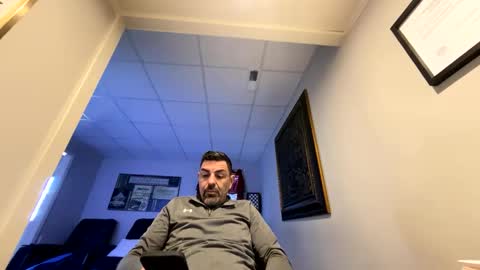 roblatino12 online show from 12/22/24, 08:14