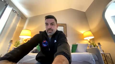 roblatino12 online show from 12/23/24, 06:16