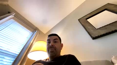 roblatino12 online show from 02/12/25, 04:44