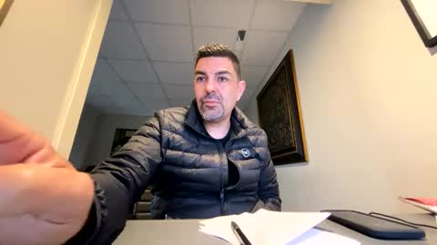 roblatino12 online show from 02/22/25, 03:36