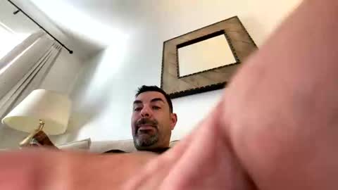 roblatino12 online show from 11/15/25, 07:43