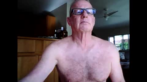 robo0000 online show from 05/04/26, 04:14