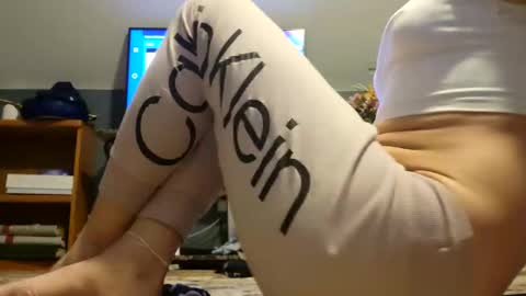 Snapshot of robs2rage chatting on 10/18/25, 11:44 robs2rage online show from 10/18/25, 11:44