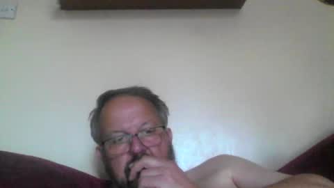 Snapshot of robxx32 chatting on 06/04/26, 06:25 robxx32 online show from 06/04/26, 06:25