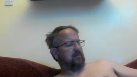 Snapshot of robxx32 chatting on 07/04/26, 01:01 robxx32 online show from 07/04/26, 01:01