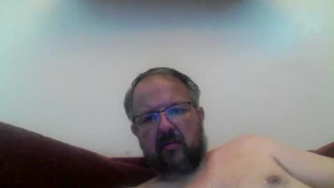 Snapshot of robxx32 chatting on 07/16/26, 12:00 robxx32 online show from 07/16/26, 12:00