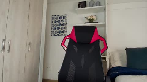 Snapshot of roby_millerr chatting on 01/07/26, 11:18 roby_millerr online show from 01/07/26, 11:18