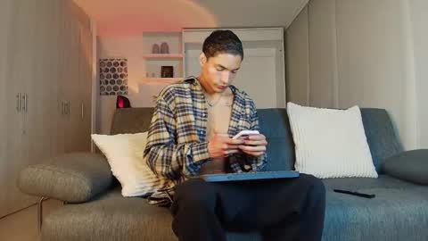 Snapshot of roby_millerr chatting on 02/20/26, 12:07 roby_millerr online show from 02/20/26, 12:07