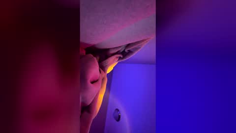 Snapshot of robynthegoddess chatting on 02/15/26, 05:04 robynthegoddess online show from 02/15/26, 05:04