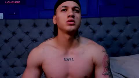 rocco_santos online show from 09/16/25, 08:48