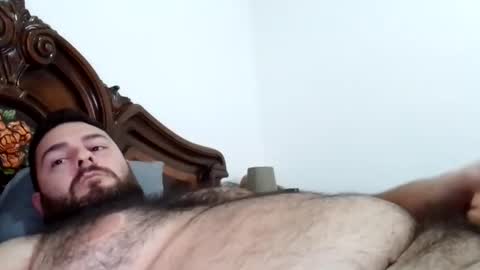 Snapshot of roccot85 chatting on 02/06/25, 11:32 Roccot85 online show from 02/06/25, 11:32