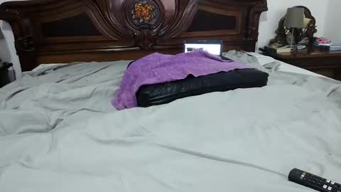 Snapshot of roccot85 chatting on 02/20/25, 12:15 Roccot85 online show from 02/20/25, 12:15