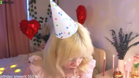rochelle_dolly online show from 03/18/26, 02:42