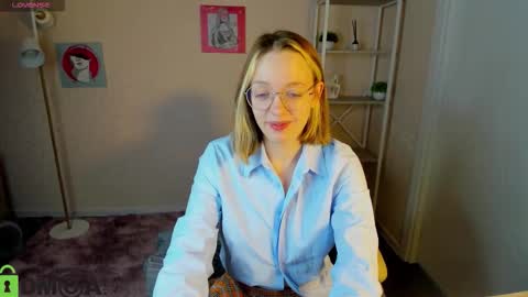Snapshot of rockett_bunny chatting on 10/08/25, 12:52 Rockett online show from 10/08/25, 12:52
