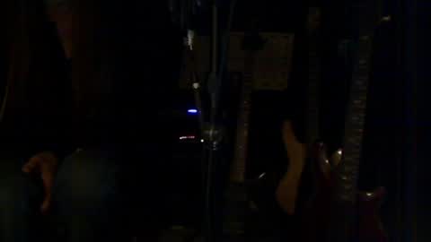 Snapshot of rockgod2112 chatting on 05/11/26, 01:55 rockgod2112 online show from 05/11/26, 01:55