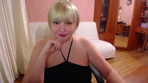 Snapshot of rocknlinxx chatting on 09/30/25, 03:50 Rocknlinxx online show from 09/30/25, 03:50