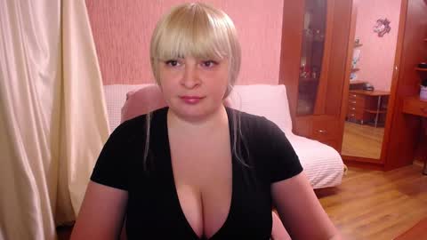 Snapshot of rocknlinxx chatting on 11/20/25, 04:40 Rocknlinxx online show from 11/20/25, 04:40