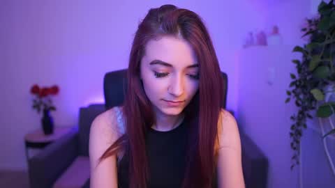 Snapshot of rocknrose18 chatting on 03/05/26, 02:13 RocknRose18 online show from 03/05/26, 02:13