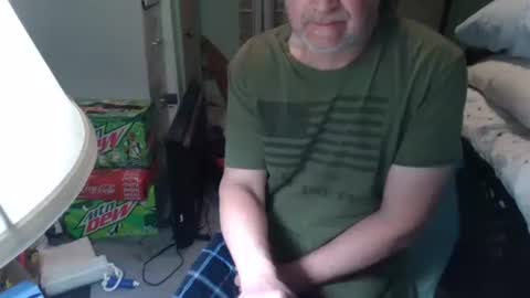 Snapshot of rocky082288 chatting on 02/20/25, 10:27 rocky082288 online show from 02/20/25, 10:27