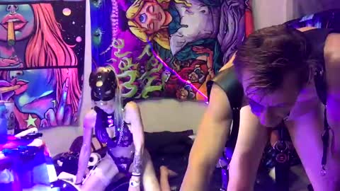 Snapshot of rod77knee chatting on 12/26/24, 10:48 rod77knee online show from 12/26/24, 10:48