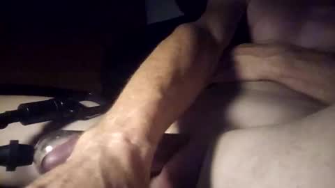 Snapshot of rod77knee chatting on 02/22/26, 08:18 rod77knee online show from 02/22/26, 08:18