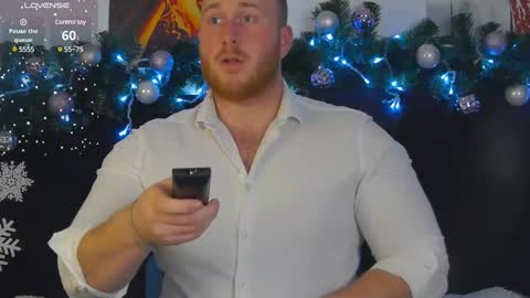 Snapshot of roddy_riss chatting on 12/13/24, 02:16 Roddy online show from 12/13/24, 02:16