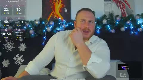 Snapshot of roddy_riss chatting on 12/15/24, 08:08 Roddy online show from 12/15/24, 08:08