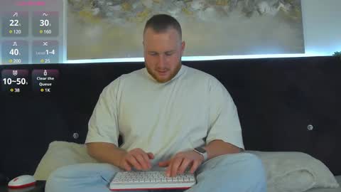 Snapshot of roddy_riss chatting on 01/18/25, 12:47 Roddy online show from 01/18/25, 12:47