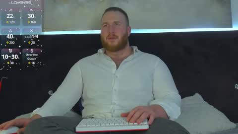 Snapshot of roddy_riss chatting on 03/05/25, 12:11 Roddy online show from 03/05/25, 12:11