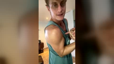 Snapshot of rodofra chatting on 02/24/26, 03:43 rodofra online show from 02/24/26, 03:43