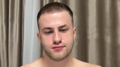 Snapshot of rodrigoveira chatting on 09/18/25, 11:07 Rodrigo online show from 09/18/25, 11:07