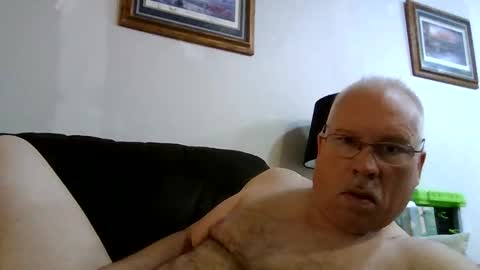 Snapshot of rodstud641 chatting on 12/19/25, 12:23 rodstud641 online show from 12/19/25, 12:23