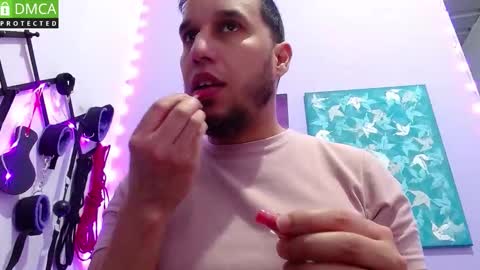 Snapshot of rodthiago chatting on 09/13/25, 11:59 Thiago independent model online show from 09/13/25, 11:59