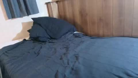 Snapshot of rogerb2218 chatting on 02/16/25, 07:48 watchme online show from 02/16/25, 07:48