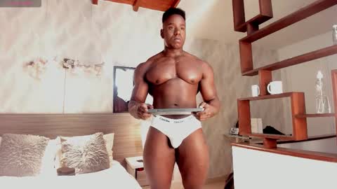 Snapshot of rogger_physique chatting on 02/12/26, 07:47 Rogger online show from 02/12/26, 07:47