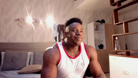 Snapshot of rogger_physique chatting on 04/01/26, 07:20 Rogger online show from 04/01/26, 07:20