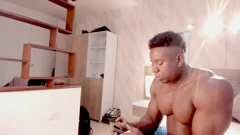 Snapshot of rogger_physique chatting on 04/09/26, 06:41 Rogger online show from 04/09/26, 06:41