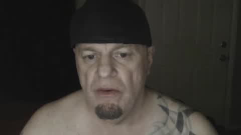 Snapshot of roinaz chatting on 12/09/24, 03:40 roinaz online show from 12/09/24, 03:40